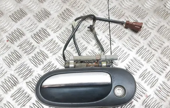 Nissan Almera N16 Front door exterior handle