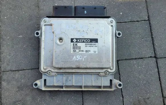 KIA Rio Engine control unit/module 3910026CF0 9030930912A7 GJB644DF895000