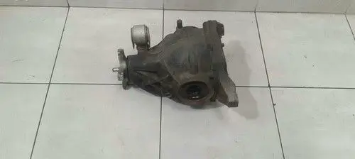 Mercedes-Benz E W213 Rear differential/diff mount bracket A2133506205