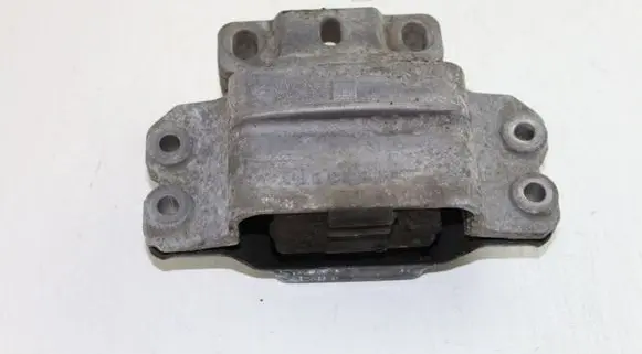 Volkswagen Golf V Engine mount bracket 1K0199555M