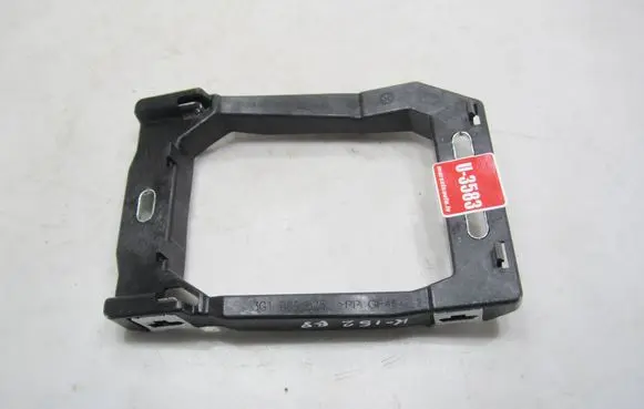 Volkswagen PASSAT B8 Other center console (tunnel) element 3G1863525