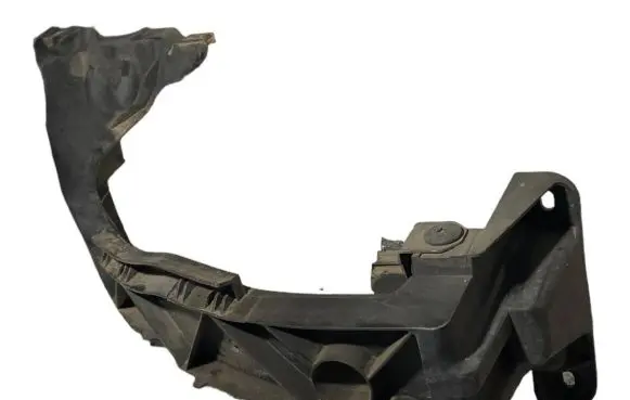 BMW 1 E81 E87 Headlight/headlamp mounting bracket 7120824 51647120824