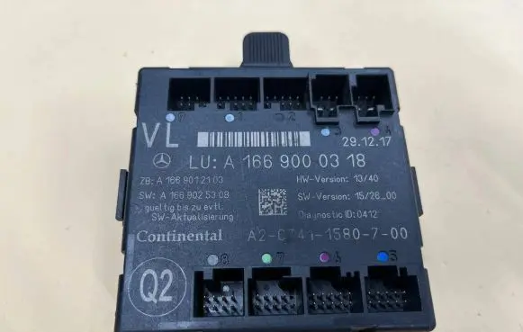 Mercedes-Benz GLA W156 Door control unit/module A1669000318 A1669025308 A1669012103