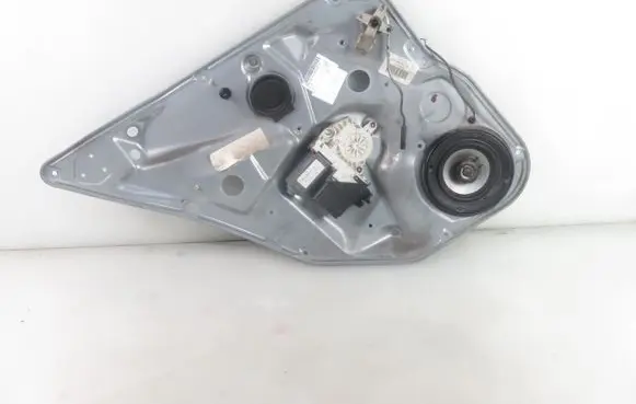 Seat Cordoba (6L) Rear door window regulator with motor 6Q0959811A