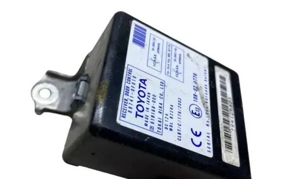 Toyota Corolla Verso E121 Door control unit/module 897410F010