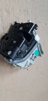 Audi Q5 SQ5 Rear door lock 8K0839016C