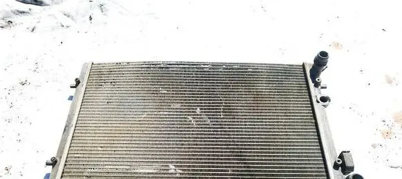 Volkswagen Golf IV Coolant radiator 