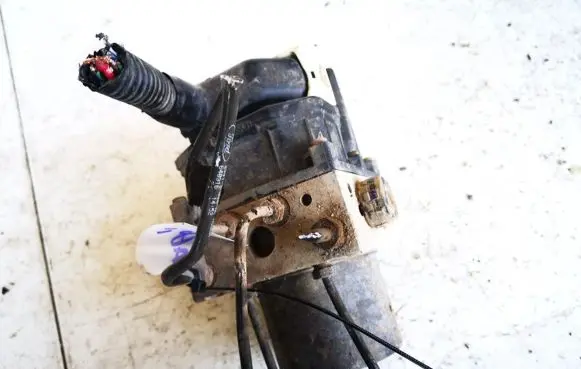 Ford Mondeo Mk III ABS Pump 0265800014 02665222030