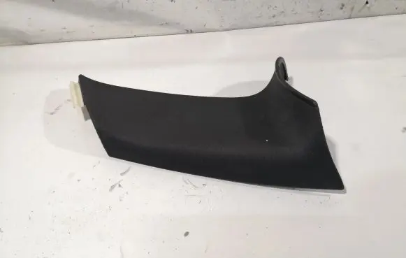 Mercedes-Benz C W204 (C) pillar trim A2046901525