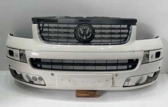Volkswagen Multivan T5 Front bumper
