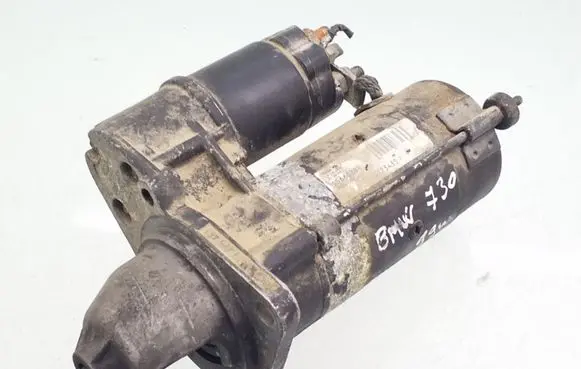 BMW 7 E38 Starter motor 1726463