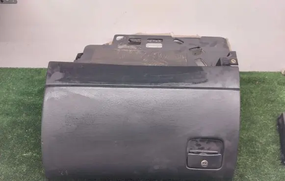Audi A8 S8 D3 4E Glove box 4E1857096 406000192