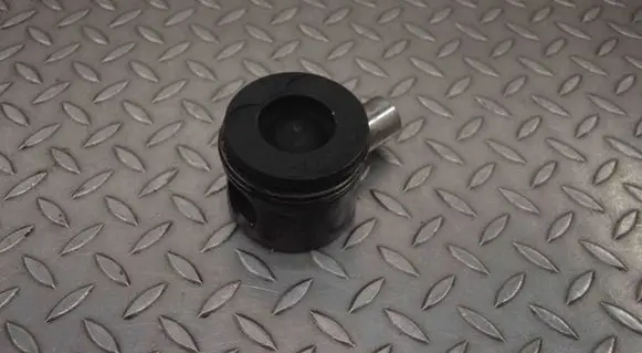 Piston
