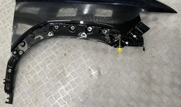 Dacia Duster III Fender 
