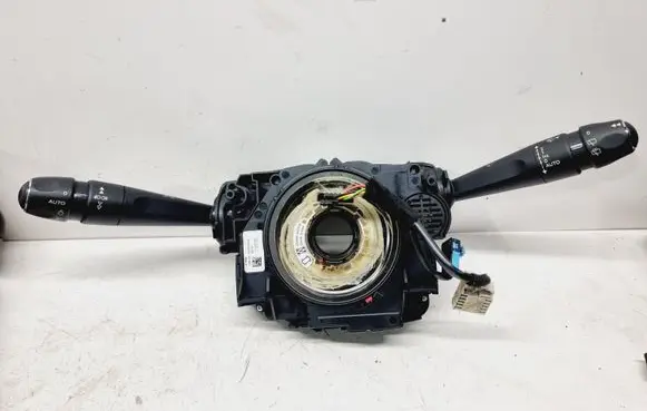 Citroen DS4 Indicator stalk 6243C6 96759252XT