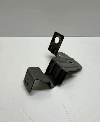 Audi Q8 Fender mounting bracket 4M8821167