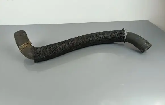 Jeep Grand Cherokee Engine coolant pipe/hose