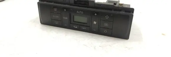 Audi A4 S4 B5 8D Climate control unit 8D0820043M 5HB00790805