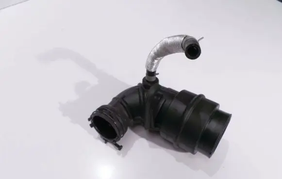KIA Rio Air intake hose/pipe 28140H8300