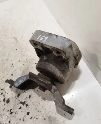 Ford Galaxy Engine mount bracket 6G916F012