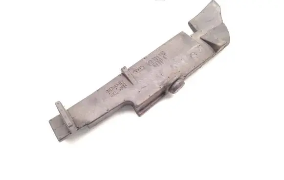 Audi A5 Fender mounting bracket 4K0823732