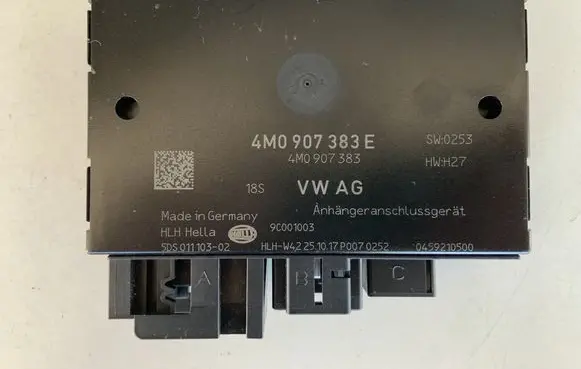 Audi Q7 4M Tow bar trailer control unit/module 4M0907383E 4M0907383