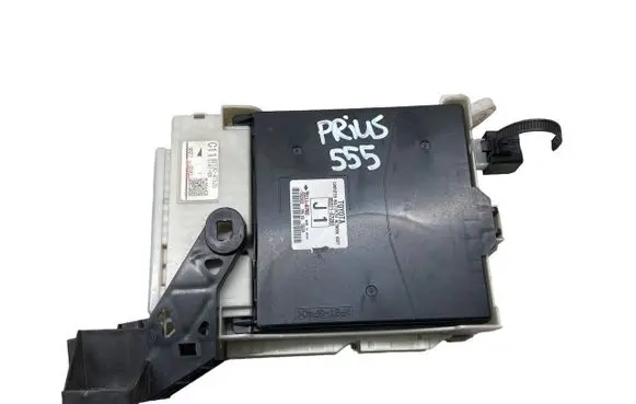 Toyota Prius (XW30) Comfort/convenience module 8273047520 8922147280 50116780