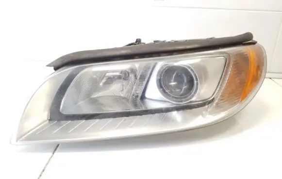 Volvo V70 Headlight/headlamp 31214347 6948180