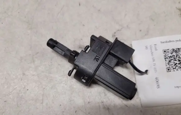 Clutch pedal sensor