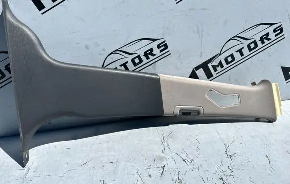 Volvo V70 (B) pillar trim (top) 06E5365