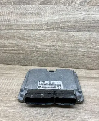 Opel Zafira A Engine control unit/module 09133269 0281010021