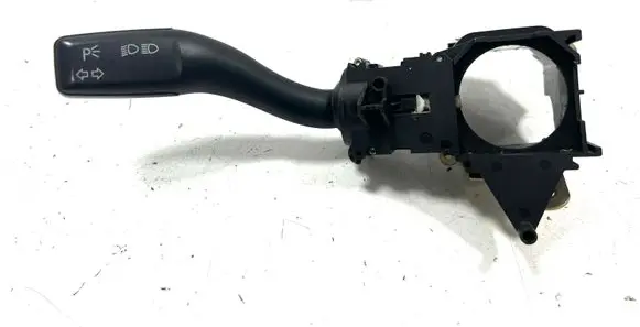 Audi A4 S4 B7 8E 8H Indicator stalk K0301104601