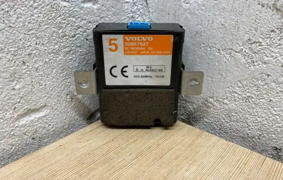 Volvo S40, V40 Other control units/modules 30857627 1513008381 43392MHZ