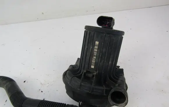 Audi A4 S4 B7 8E 8H Secondary air pump 06A959253B