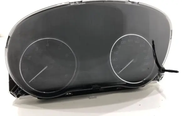 Mitsubishi Outlander Speedometer (instrument cluster) 8100C533