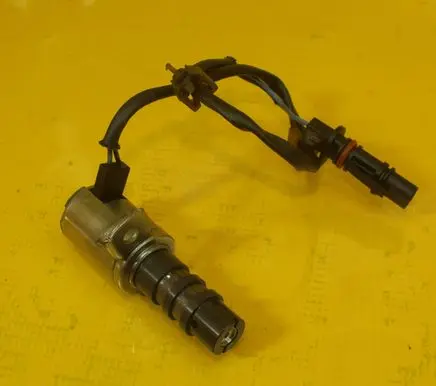 Jaguar XE Camshaft vanos timing valve 35291665