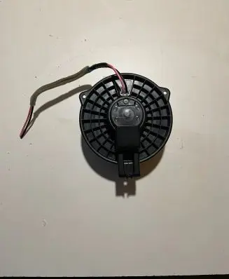 Mazda CX-7 Heater fan/blower 8727000690