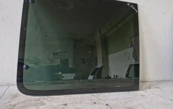 Peugeot Partner Side middle window/glass 43R000016