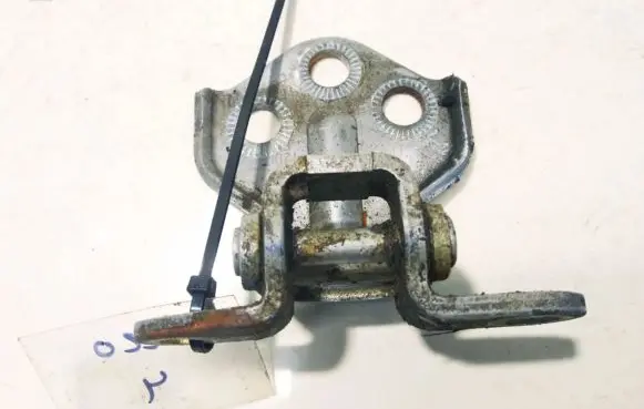 SsangYong Rexton Rear door lower hinge