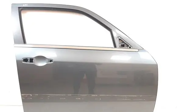 Chrysler 300 - 300C Front door