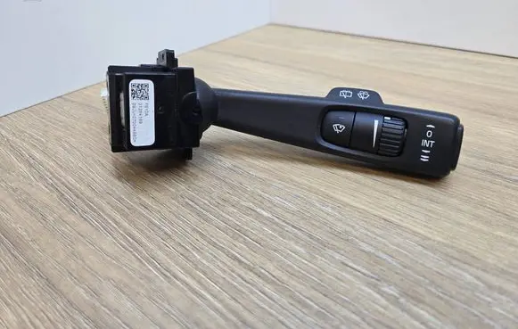 Volvo V70 Wiper control stalk 31264169