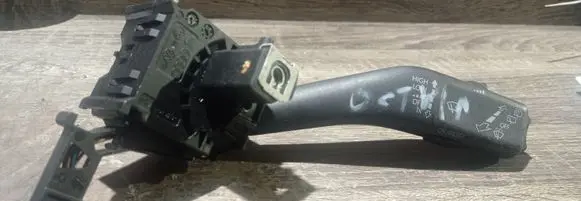 Skoda Octavia Mk2 (1Z) Wiper control stalk 1K0953519J