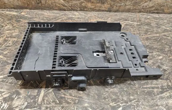 Ford Fusion II Battery tray DG9310723A