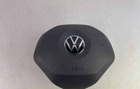 Volkswagen Golf VIII Steering wheel airbag 5H0880201J