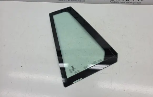 BMW 5 E60 E61 Rear vent window glass 43R00049