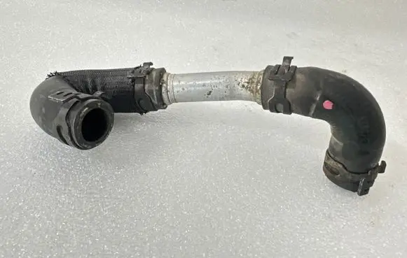 Audi Q7 4L Engine coolant pipe/hose 7L0819318C
