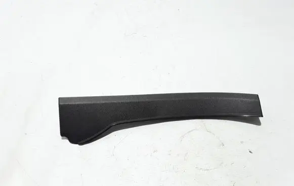 Volvo XC60 (B) pillar trim (bottom) 31425693