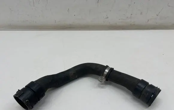 Mercedes-Benz CLA C117 X117 W117 Engine coolant pipe/hose 