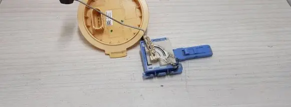 Fuel level sensor