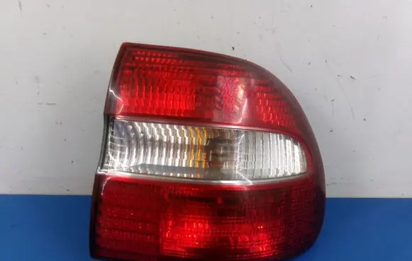 Volvo S40, V40 Rear/tail lights 30621888